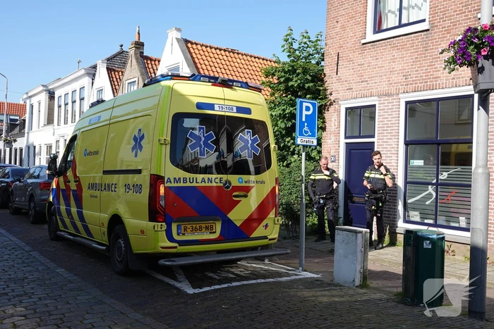 Dame aangereden door scooterbestuursters