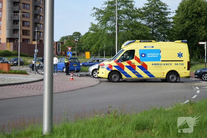 Fietser gewond bij aanrijding met auto