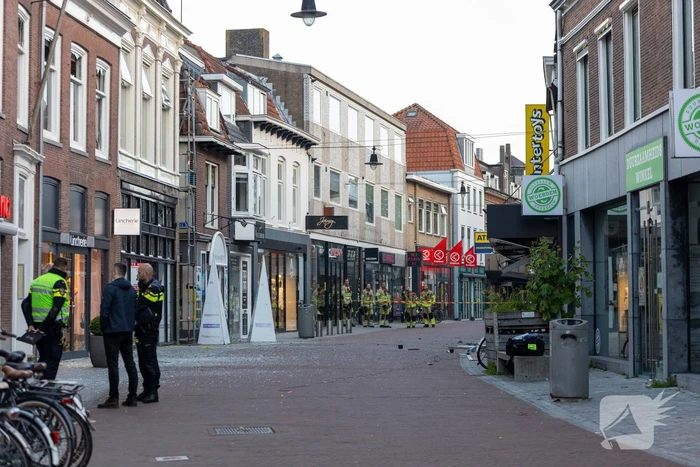Veel schade na plofkraak pinautomaat
