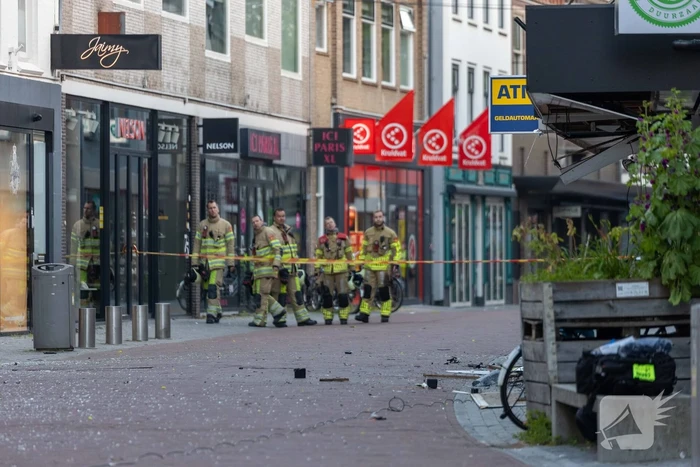 Veel schade na plofkraak pinautomaat