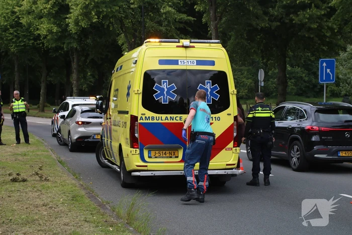 Automobiliste gewond bij kop-staartbotsing