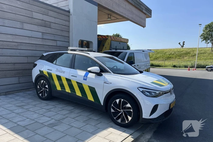 Koninklijke Marechaussee assisteert bij verkeerscontrole