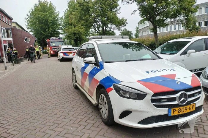 Brandweer assisteert politie bij inzet in woning
