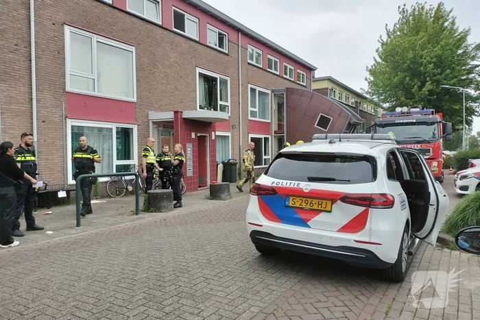 Brandweer assisteert politie bij inzet in woning