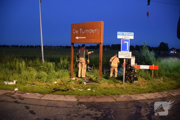 Auto raakt te water