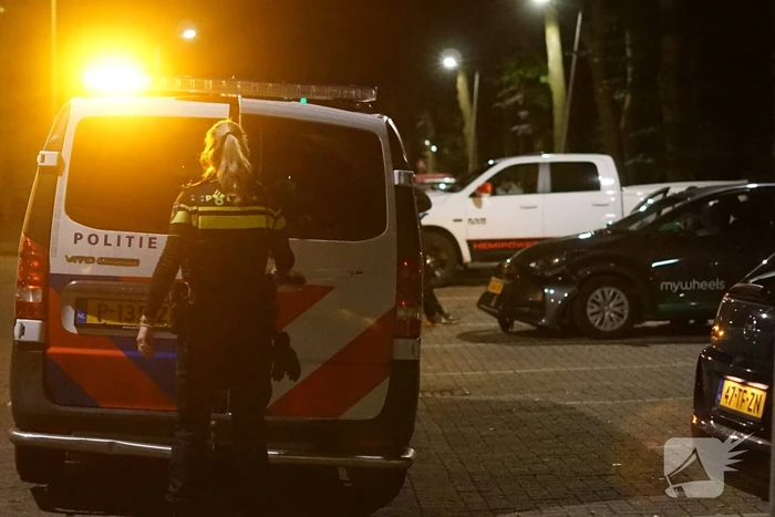 Schade na botsing tussen twee voertuigen