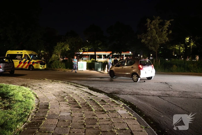Scooterrijder geschept op kruising