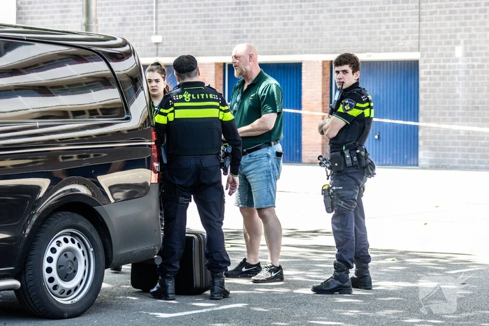 Politie onderzoekt verdacht pakket