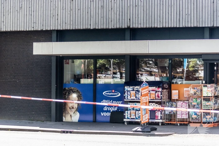 Politie onderzoekt verdacht pakket