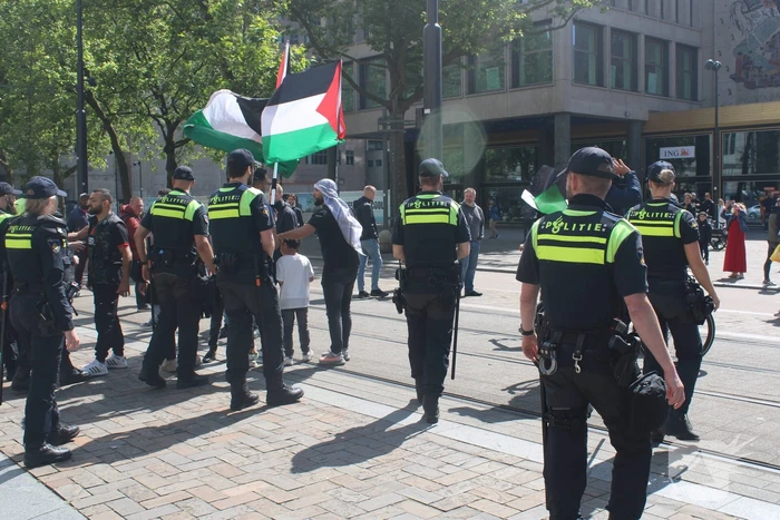 Politie grijpt in bij demonstraties
