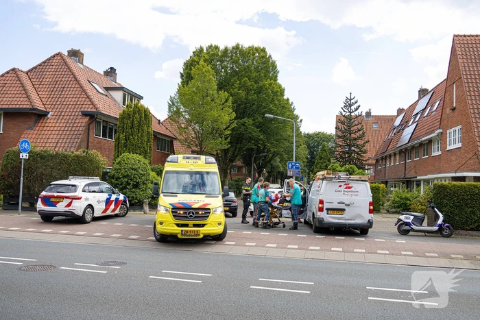 Een gewonde bij kop-staart ongeval