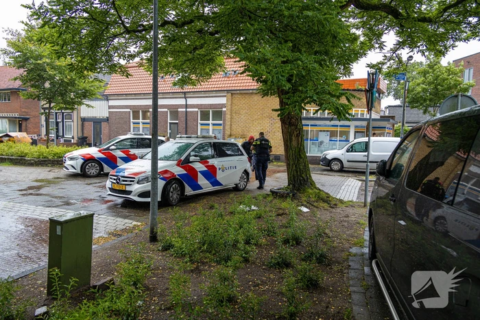 Explosie bij woning, omgeving afgezet