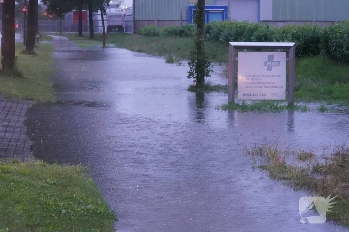 Straten blank door wolkbreuk