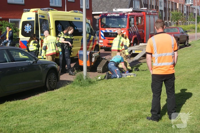Gewonde na ongeval met remote controlled grasmaaier