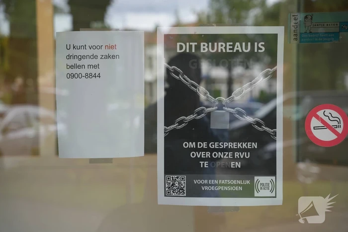 Politiebureaus 24 uur lang gesloten