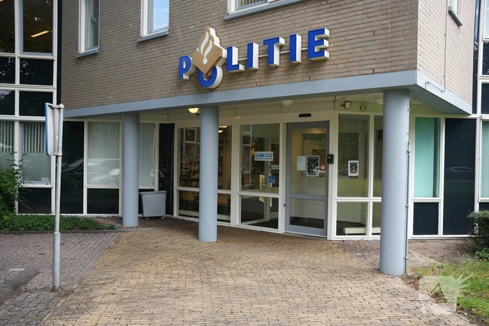 Politiebureaus 24 uur lang gesloten