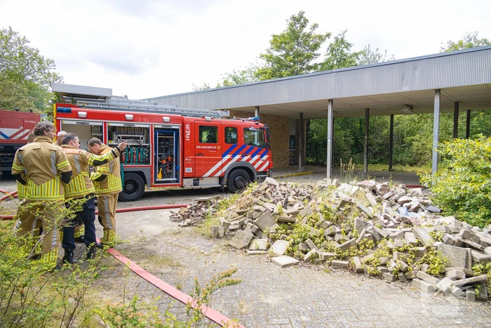 Grote brand uitgebroken in leegstaand