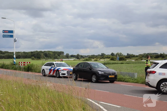 Bestuurder negeert stopteken en wordt tot stilstand gedwongen