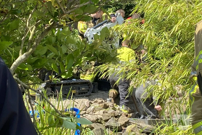 Gasleiding geraakt bij werkzaamheden in tuin