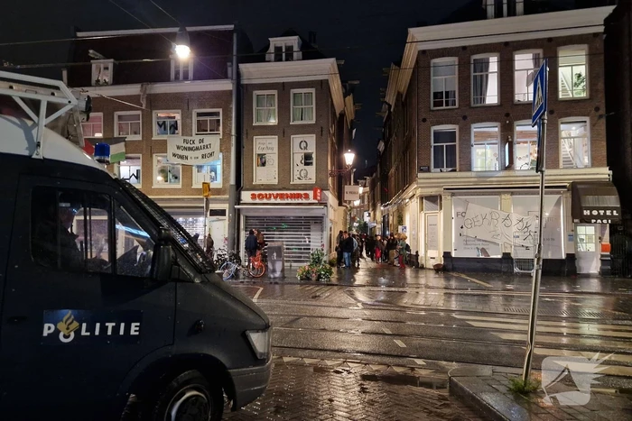 Mobiele eenheid ingezet bij ontruiming kraakpand