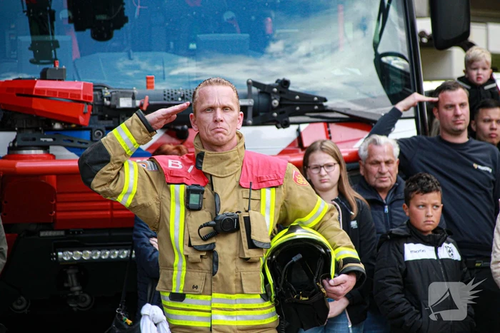 Brandweer herdenkt omgekomen collega's