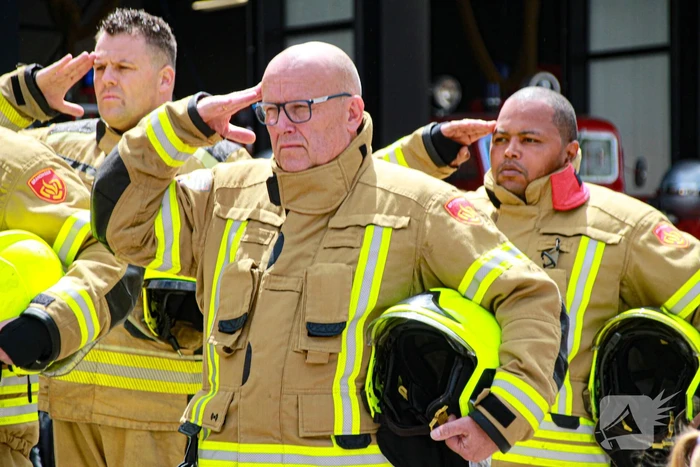 Brandweer herdenkt omgekomen collega's