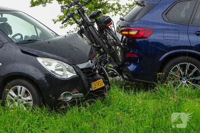 Flinke schade bij kop-staartbotsing