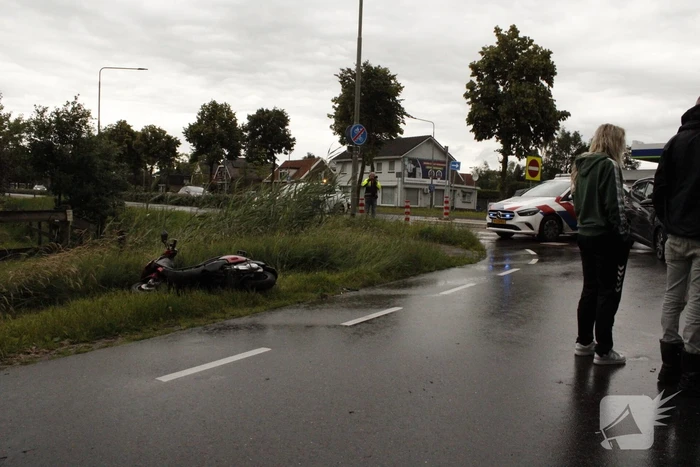 Scooterrijder gewond bij aanrijding met automobilist