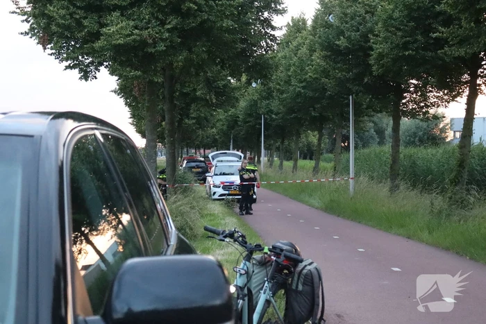 Fietspad afgesloten vanwege aangetroffen vaten