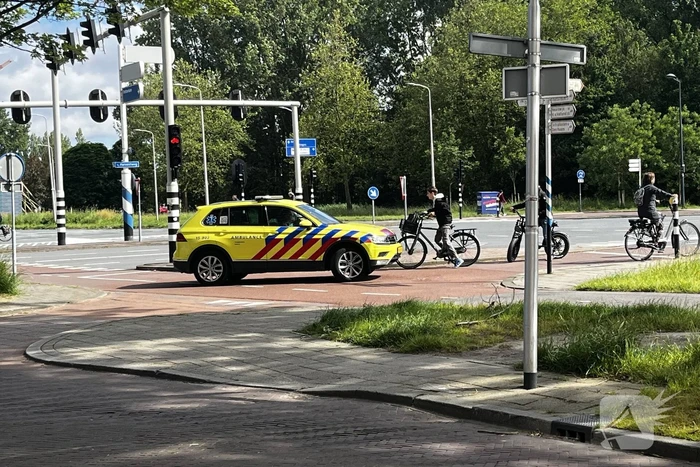 Veel hulpdiensten aanwezig voor vermoedelijke gaslek Vermeertoren