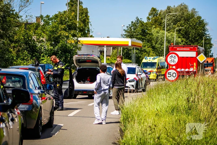 Veel hulpdiensten naar kop-staartbotsing