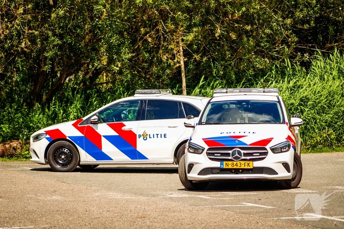 Traumahelikopter aanwezig voor noodsituatie in woning