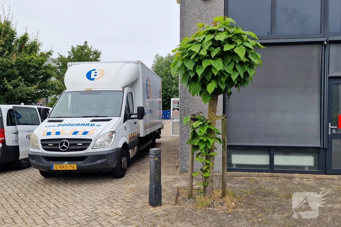 Hennepkwekerij met 200 planten opgerold