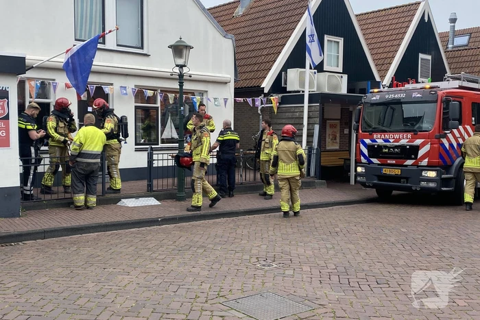 Monteur ruikt gas en alarmeert brandweer