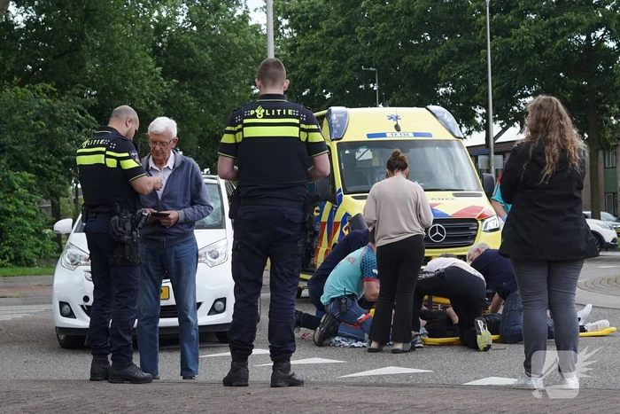 Fietser aangereden, autoruit kapot