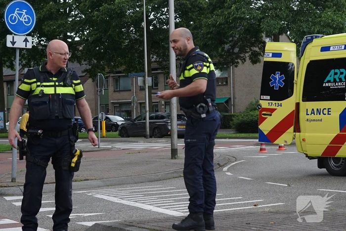 Fietser aangereden, autoruit kapot