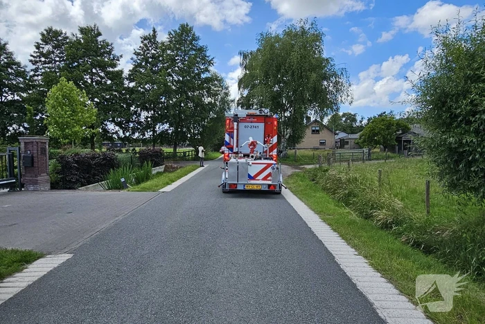 Personen bekneld bij ongeval sportvliegtuig