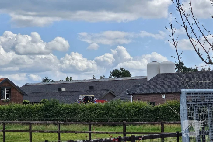 Personen bekneld bij ongeval sportvliegtuig