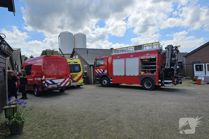 Personen bekneld bij ongeval sportvliegtuig