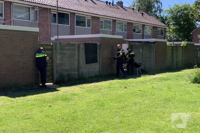 Politie valt woning binnen na incident