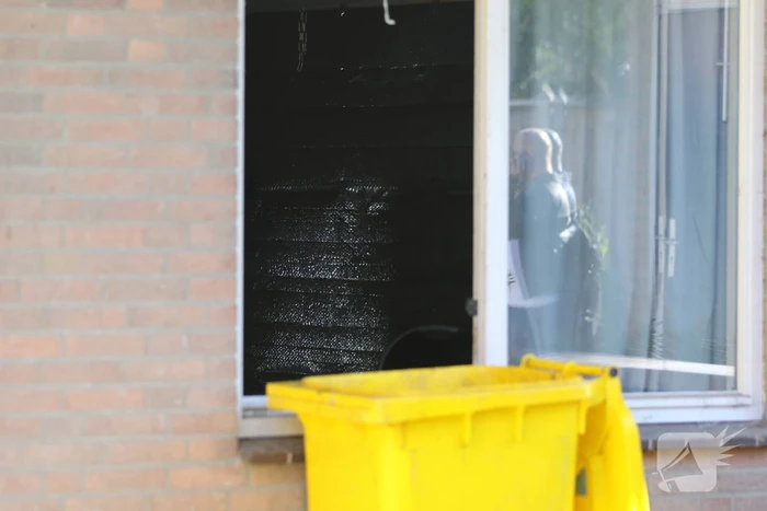 Politie rolt hennepkwekerij in woning op