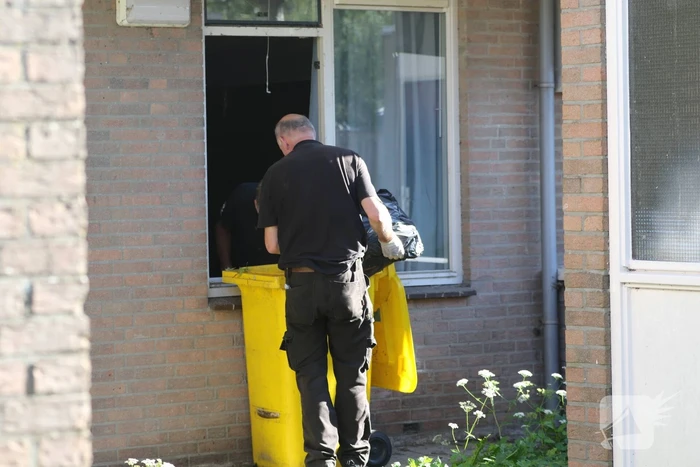 Politie rolt hennepkwekerij in woning op