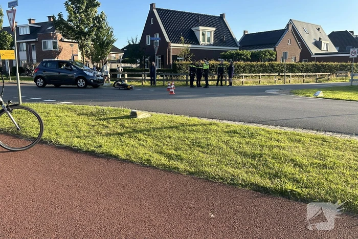 Brommerrijder geschept op kruising