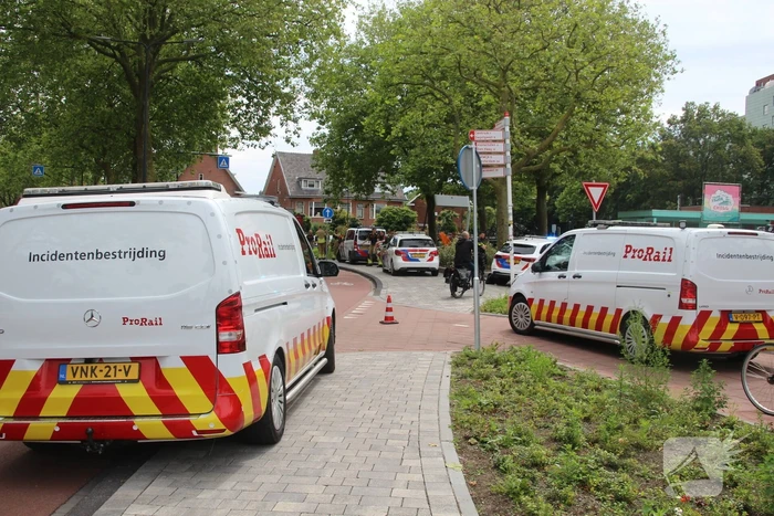 Persoon zwaargewond bij aanrijding met trein