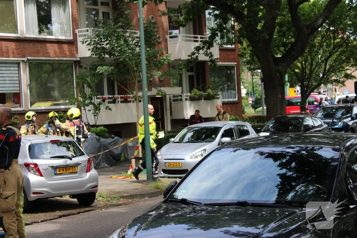 Grote brand in portiekwoning