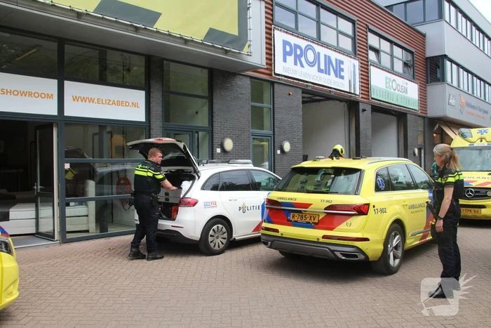 Persoon raakt zwaargewond bij bedrijfsongeval