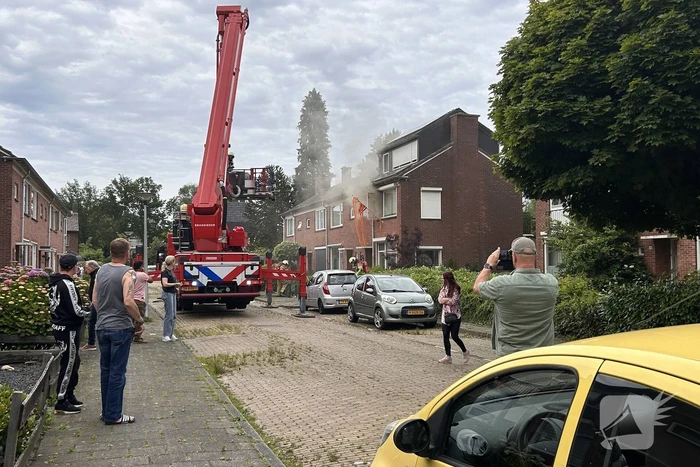 Kat overleden bij brand in hoekwoning
