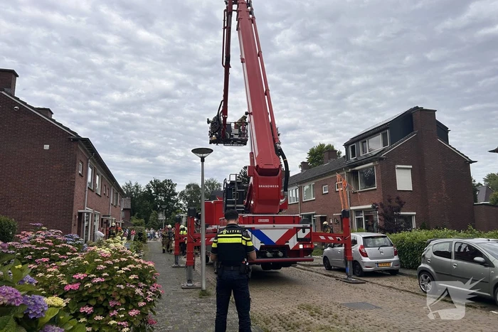 Kat overleden bij brand in hoekwoning