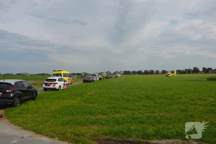 Fietser zwaargewond bij ongeval met landbouwvoertuig