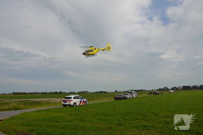 Fietser zwaargewond bij ongeval met landbouwvoertuig